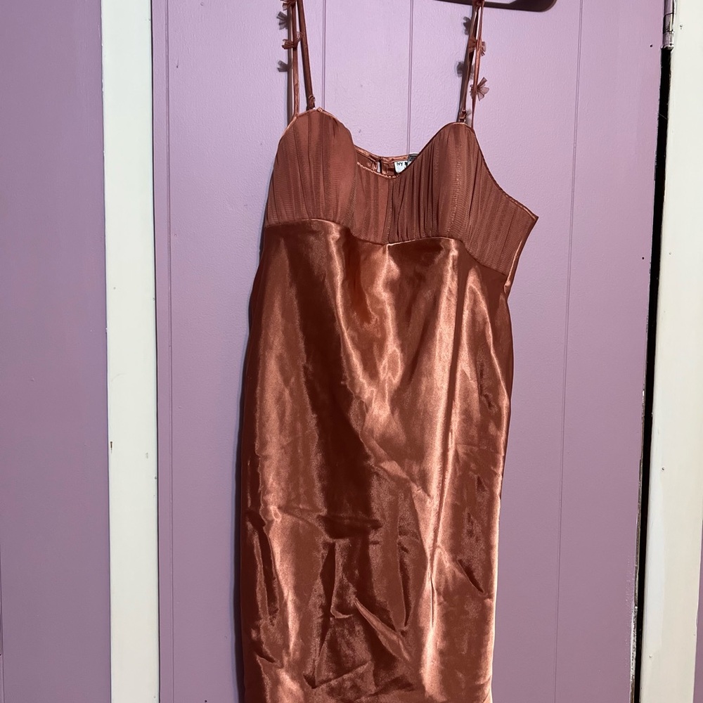 Peachy colored nightgown by Ivy and Annabelle